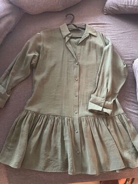 Zara Olive Green Silk Mini Dress – Polo Collar & Midi Sleeves